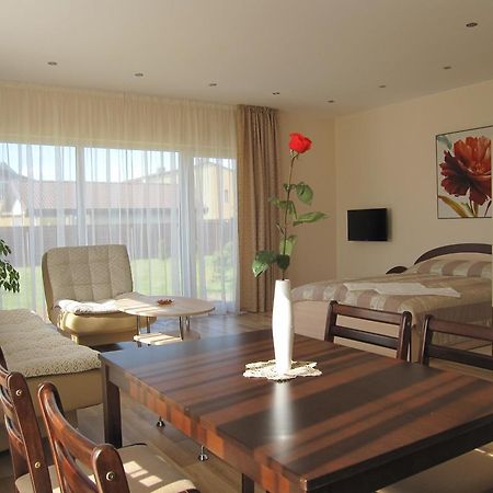 Vila Laima Sventoji Ngoại thất bức ảnh