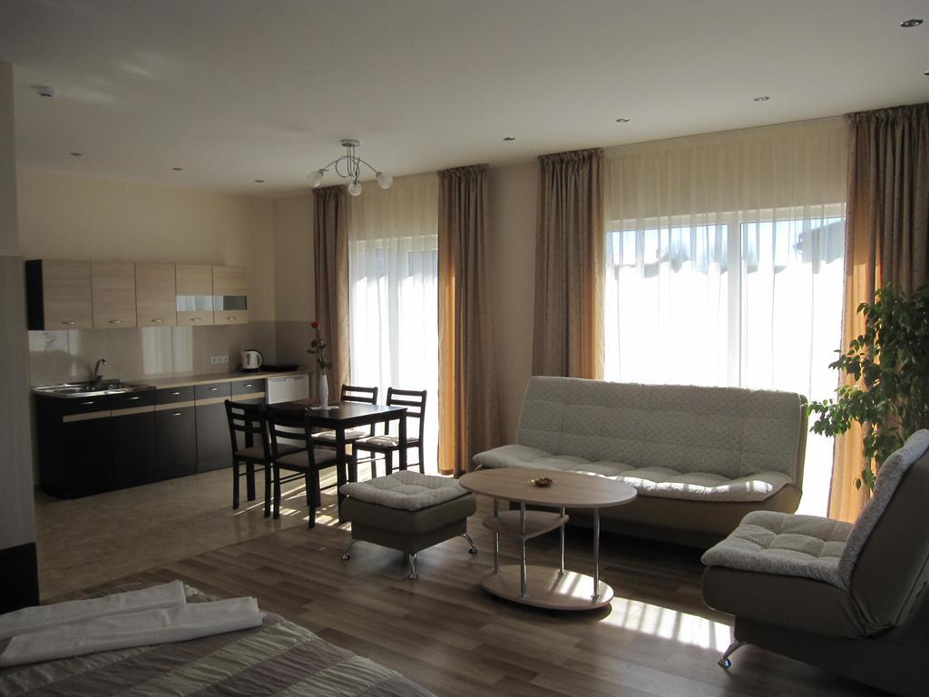 Vila Laima Sventoji Ngoại thất bức ảnh